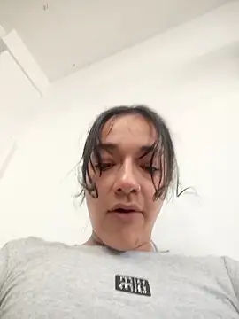 Snapshot of Fit_valkiria chatting on 03/03/26, 03:07 Fit valkiria online show from 03/03/26, 03:07