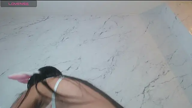 lili mint tf online show from 04/08/26, 09:09