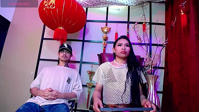 Snapshot of Damian-and-Camerum chatting on 02/27/26, 03:17 Damian-and-Camerum online show from 02/27/26, 03:17