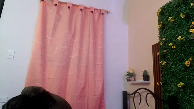 sexiempoderada18 online show from 02/08/26, 02:20