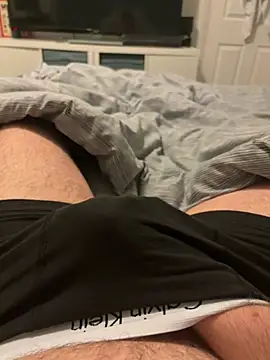 UkGuy20 online show from 06/08/26, 08:53