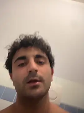 Snapshot of elia2711 chatting on 02/09/26, 08:24 elia2711 online show from 02/09/26, 08:24