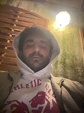 Snapshot of elia2711 chatting on 03/03/26, 11:21 elia2711 online show from 03/03/26, 11:21