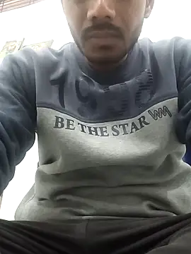 Snapshot of Daddyishere_19 chatting on 02/09/26, 05:33 Daddyishere 19 online show from 02/09/26, 05:33