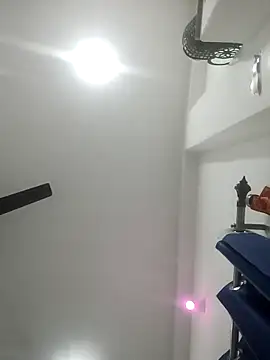 Snapshot of Daddyishere_19 chatting on 02/19/26, 05:53 Daddyishere 19 online show from 02/19/26, 05:53