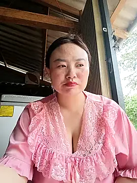 lisn-cute online show from 05/07/26, 01:55