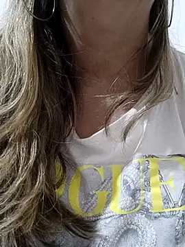 Snapshot of miel02 chatting on 03/24/26, 08:19 miel02 online show from 03/24/26, 08:19