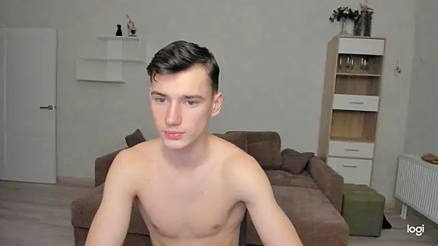 Snapshot of Max_foks_ chatting on 02/24/26, 02:15 Max foks online show from 02/24/26, 02:15