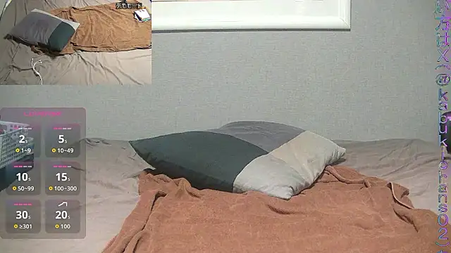 Snapshot of Erotic-Masseuse-Alan chatting on 06/07/26, 09:46 Erotic-Masseuse-Alan online show from 06/07/26, 09:46