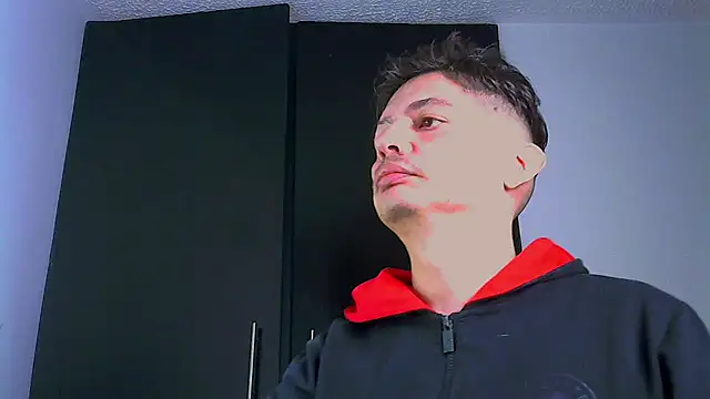 Snapshot of Thommas8a chatting on 02/14/26, 02:52 Thommas8a online show from 02/14/26, 02:52