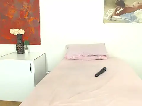 Snapshot of DARKBEAUTY20 chatting on 02/26/26, 05:12 DARKBEAUTY20 online show from 02/26/26, 05:12