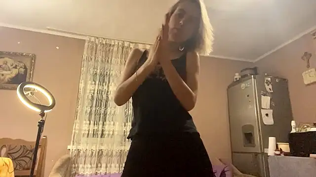 CharmingBlonde online show from 02/13/26, 08:16