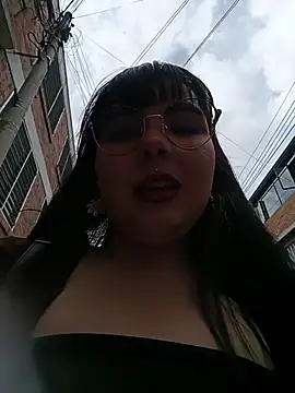 Yulska online show from 04/18/26, 08:09