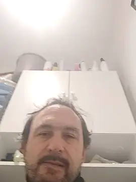 Snapshot of Luluberlu04 chatting on 02/16/26, 03:24 Luluberlu04 online show from 02/16/26, 03:24