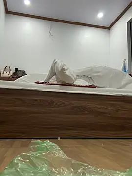 Snapshot of cuty_lusy chatting on 02/24/26, 12:03 cuty lusy online show from 02/24/26, 12:03