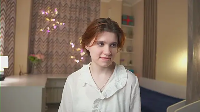 Snapshot of BelleHayton chatting on 02/17/26, 02:35 BelleHayton online show from 02/17/26, 02:35