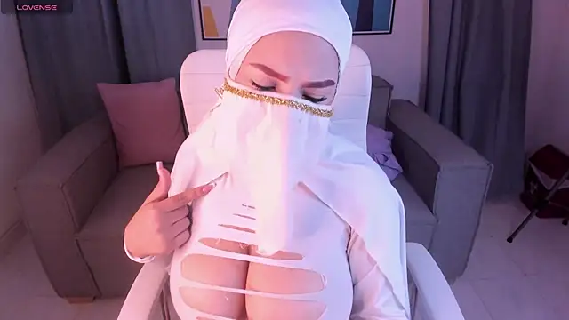 salmma habibi online show from 04/16/26, 03:18