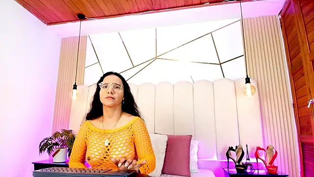 Sol Midelton online show from 03/09/26, 03:05