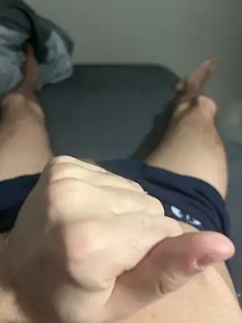 Snapshot of emirro21 chatting on 03/03/26, 08:04 emirro21 online show from 03/03/26, 08:04