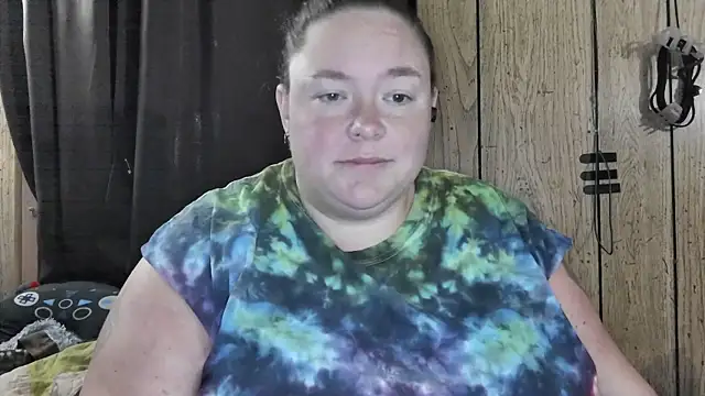 Snapshot of ladylynn13 chatting on 06/16/26, 08:55 ladylynn13 online show from 06/16/26, 08:55