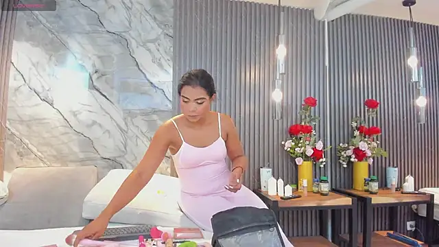 eva lain online show from 03/17/26, 12:08