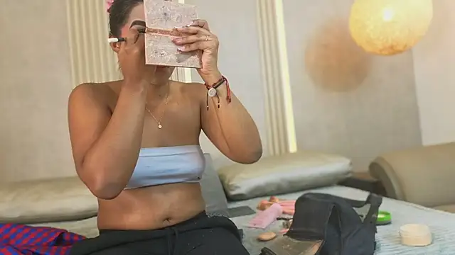 eva lain online show from 06/02/26, 11:56
