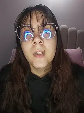 its lauu  online show from 03/09/26, 02:59