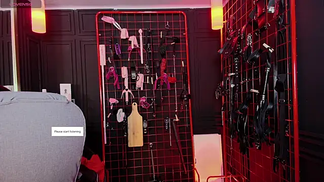 Snapshot of Velvet_Authority chatting on 02/13/26, 02:13 Velvet Authority online show from 02/13/26, 02:13