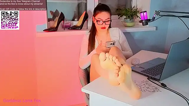 GoddessLanaFox online show from 03/04/26, 07:09