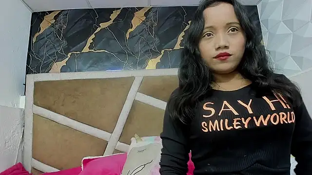 Snapshot of Kimmy_london19 chatting on 02/17/26, 09:54 Kimmy london19 online show from 02/17/26, 09:54