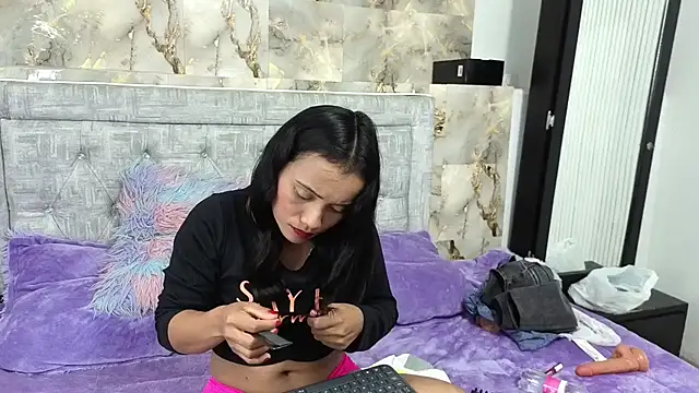 Kimmy london19 online show from 04/12/26, 01:43