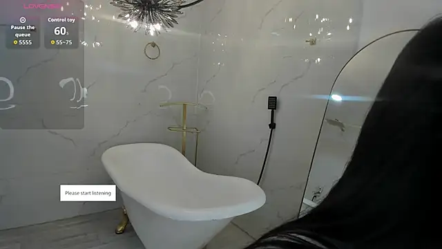 Snapshot of zharia_lux_25 chatting on 02/26/26, 11:31 zharia lux 25 online show from 02/26/26, 11:31