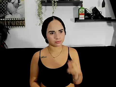  zara rosse online show from 04/11/26, 03:05