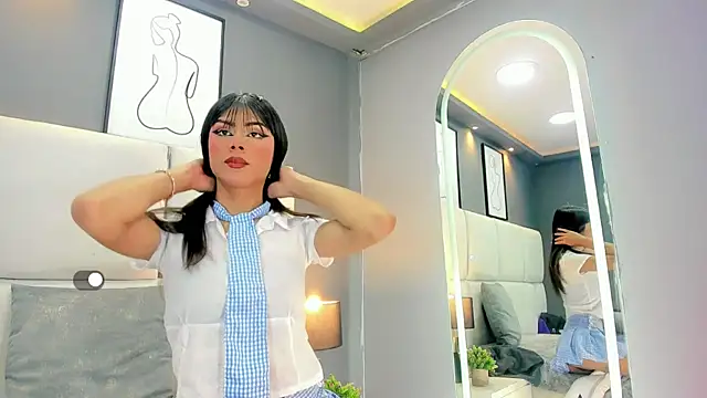 Snapshot of CuteMiaaa chatting on 02/08/26, 09:18 CuteMiaaa online show from 02/08/26, 09:18