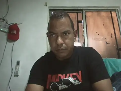 Quillero18 online show from 06/04/26, 03:07