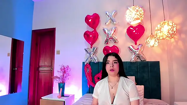 Snapshot of ValeriaBlythe chatting on 02/13/26, 12:01 ValeriaBlythe online show from 02/13/26, 12:01