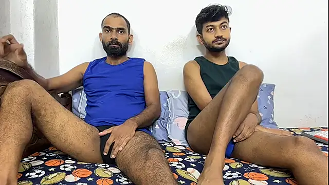 Snapshot of DesiDaddyandSon chatting on 07/13/26, 12:13 DesiDaddyandSon online show from 07/13/26, 12:13