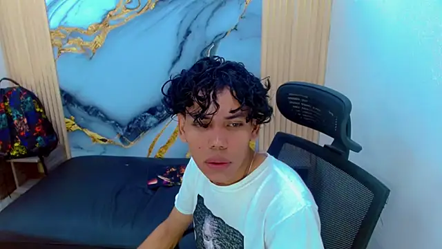 DaviidBuckx  online show from 03/13/26, 02:18