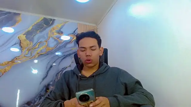 DaviidBuckx  online show from 03/20/26, 02:16