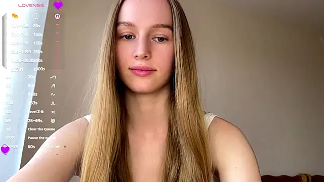 Snapshot of Viktoria_Vibes chatting on 05/07/26, 03:06 Viktoria Vibes online show from 05/07/26, 03:06
