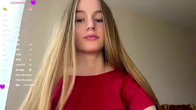 Snapshot of Viktoria_Vibes chatting on 05/25/26, 03:07 Viktoria Vibes online show from 05/25/26, 03:07