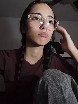 isaaabelaaa online show from 06/08/26, 10:43
