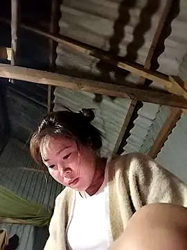 Yiyoongg online show from 04/14/26, 01:06