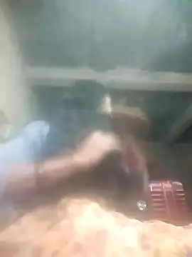 Snapshot of Loomaraj chatting on 02/17/26, 12:56 Loomaraj online show from 02/17/26, 12:56