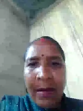 Snapshot of Loomaraj chatting on 02/20/26, 07:43 Loomaraj online show from 02/20/26, 07:43