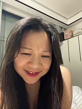 Snapshot of DDoo21 chatting on 06/14/26, 01:46 DDoo21 online show from 06/14/26, 01:46
