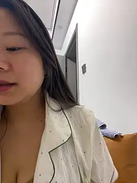 Snapshot of DDoo21 chatting on 07/01/26, 11:34 DDoo21 online show from 07/01/26, 11:34