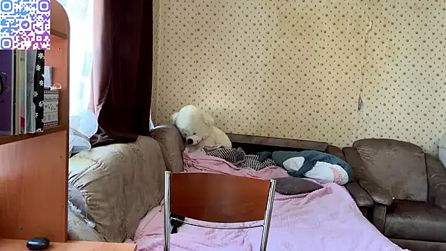 Babysmall girl online show from 02/11/26, 09:14