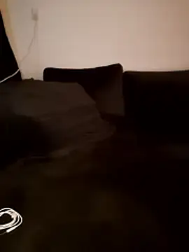 AkuManis online show from 02/15/26, 08:38