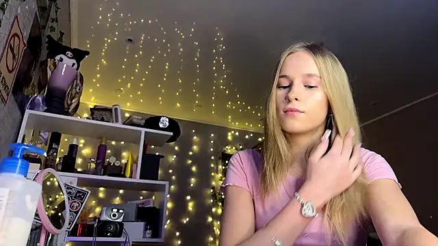 amily sunray online show from 02/12/26, 01:28